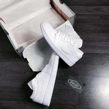 📤 HOT 📤 Hàng Chính Hãng Nike Air Jordan 1 Low 'Triple White' 2021** AO9944 111 📤 HOT 📤 Hàng Chính Hãng Nike Air Jordan 1 Low 'Triple White' 2021** AO9944 111