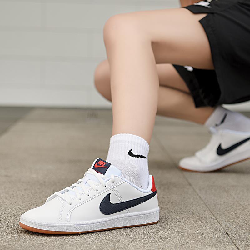 CapXBrand Giay Nike Court Royale 833535 107