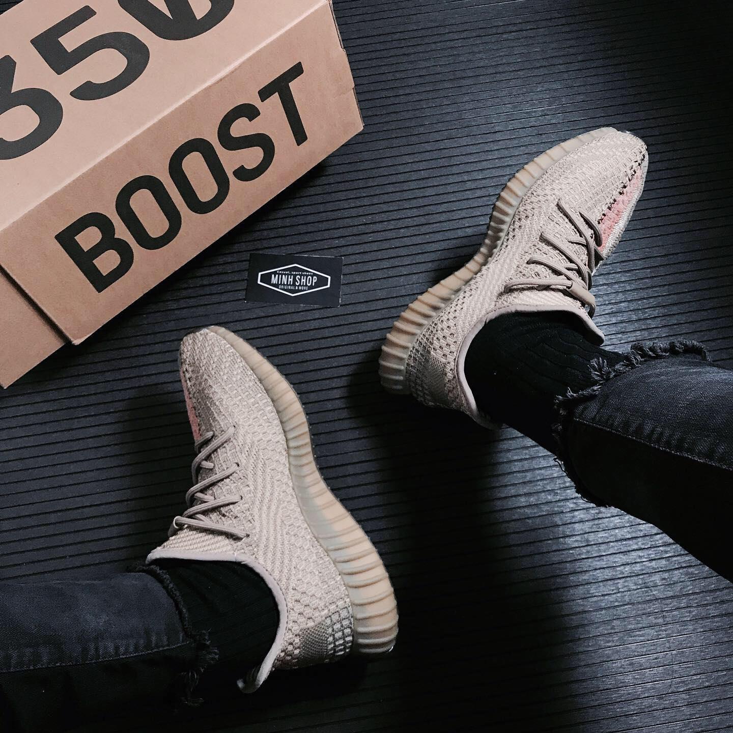 Adidas yeezy hotsell 350 v1 giá