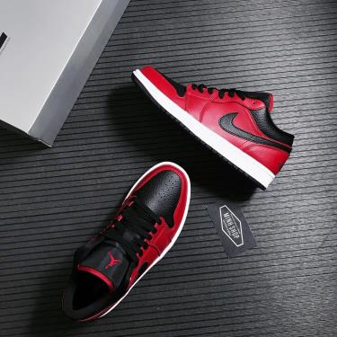40%  Giày Nike Air Jordan 1 Low Black/Red ** [553558 605]