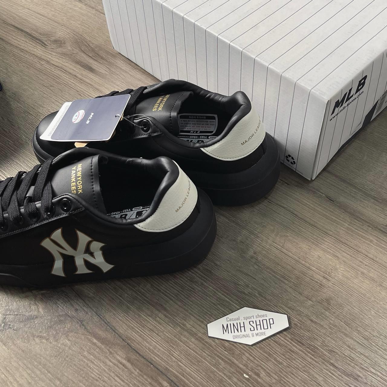 MLB Chunky Classic New York Yankees Shoes Ivory 3ASXXA11N-50IVS -  ShopperBoard