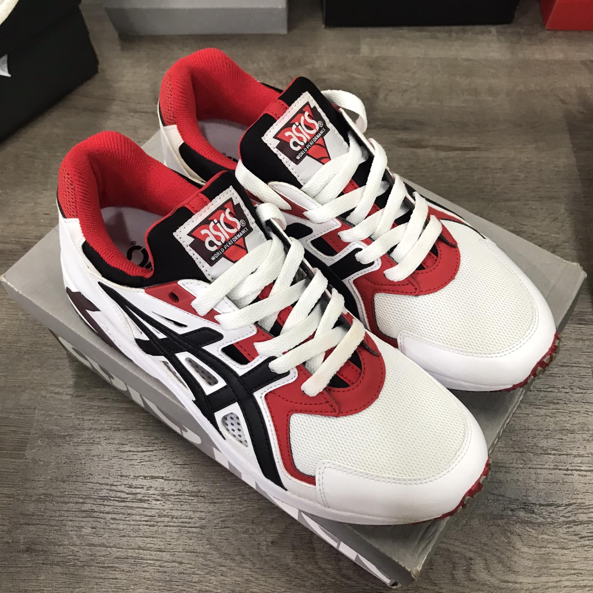 Giày asics gel 2025 ds trainer 23