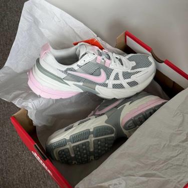giày thể thao chính hãng, giày nike chính hãng, giày adidas chính hãng, giày newbalance chính hãng, giày converse chính hãng, giày puma chính hãng, giày vans chính hãng, giày asics chính hãng, giày everlast chính hãng, nước hoa chính hãng, ba lô, dép, dép quai ngang