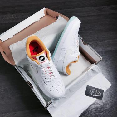 Hàng Chính Hãng Nike  Air Force 1 '07 'Dark Sulphur' 2020**