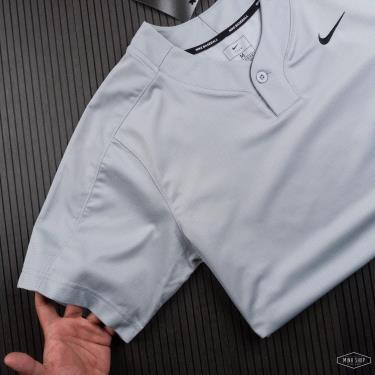 05 Cai Hàng Chính Hãng Áo Thun Nike Vapor Select 1-Button Jersey Grey 2021*** [BQ5399 -058]