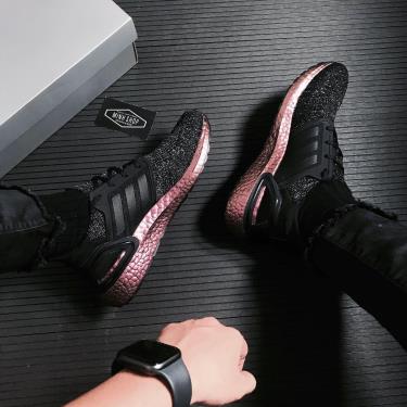 Hàng Chính Hãng Adidas Ultra Boost 6.0 Black Rose Gold 2021**