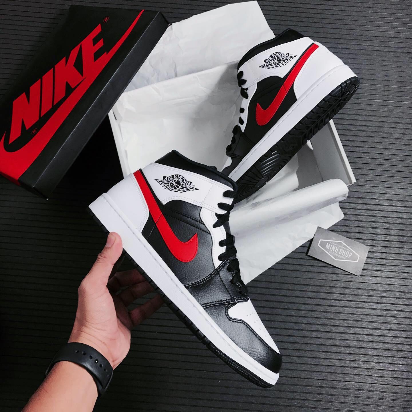 Minhshop.vn - Giày Nike Jordan 1 Mid White Black/Red Logo [554724 ...