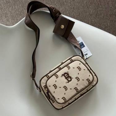 Túi MLB Monogram JQD Boston Red Sox Brown [7ACRMDH5N 43BRS] - Image 1
