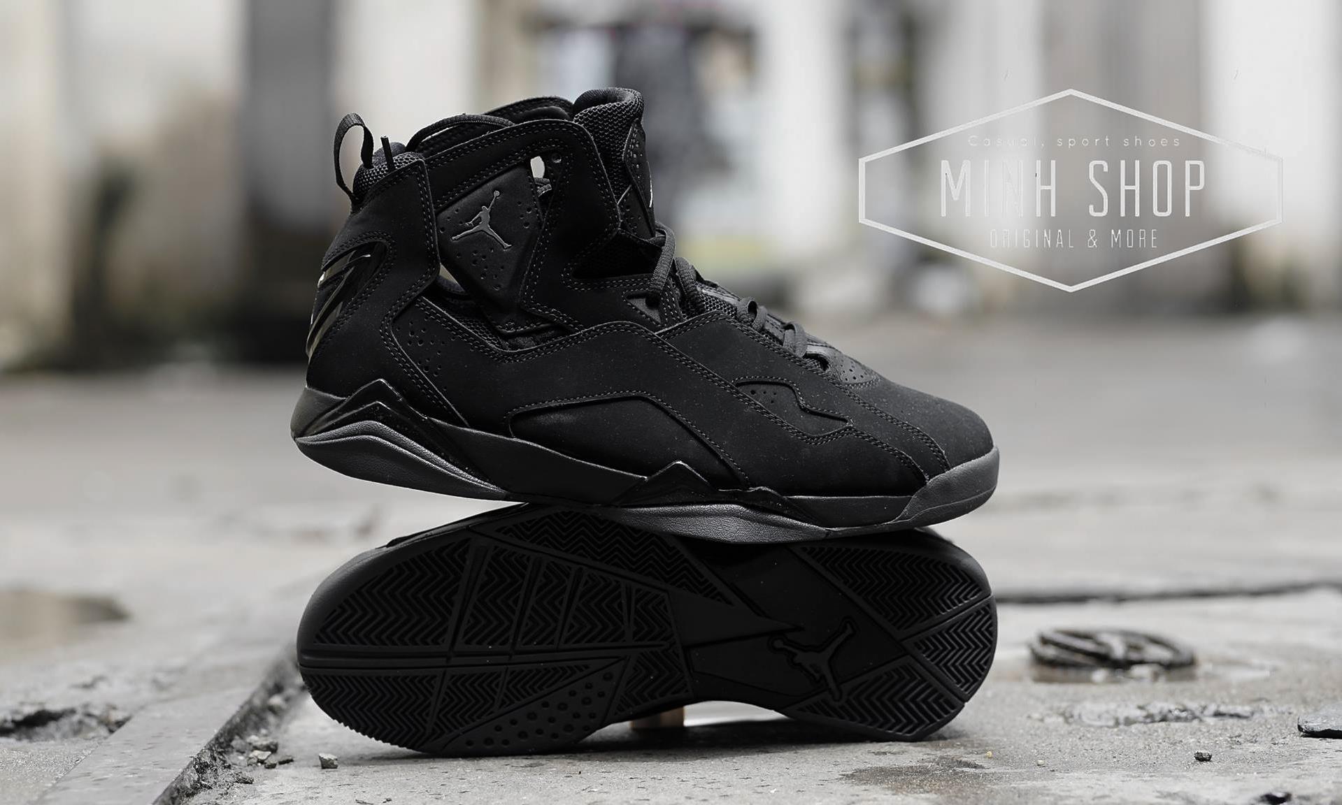 jordan true flight triple black