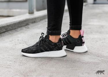 adidas nmd r2 black pink