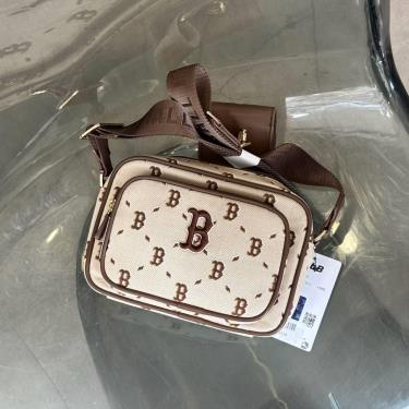 Túi MLB Monogram JQD Boston Red Sox Brown [7ACRMDH5N 43BRS] - Image 1