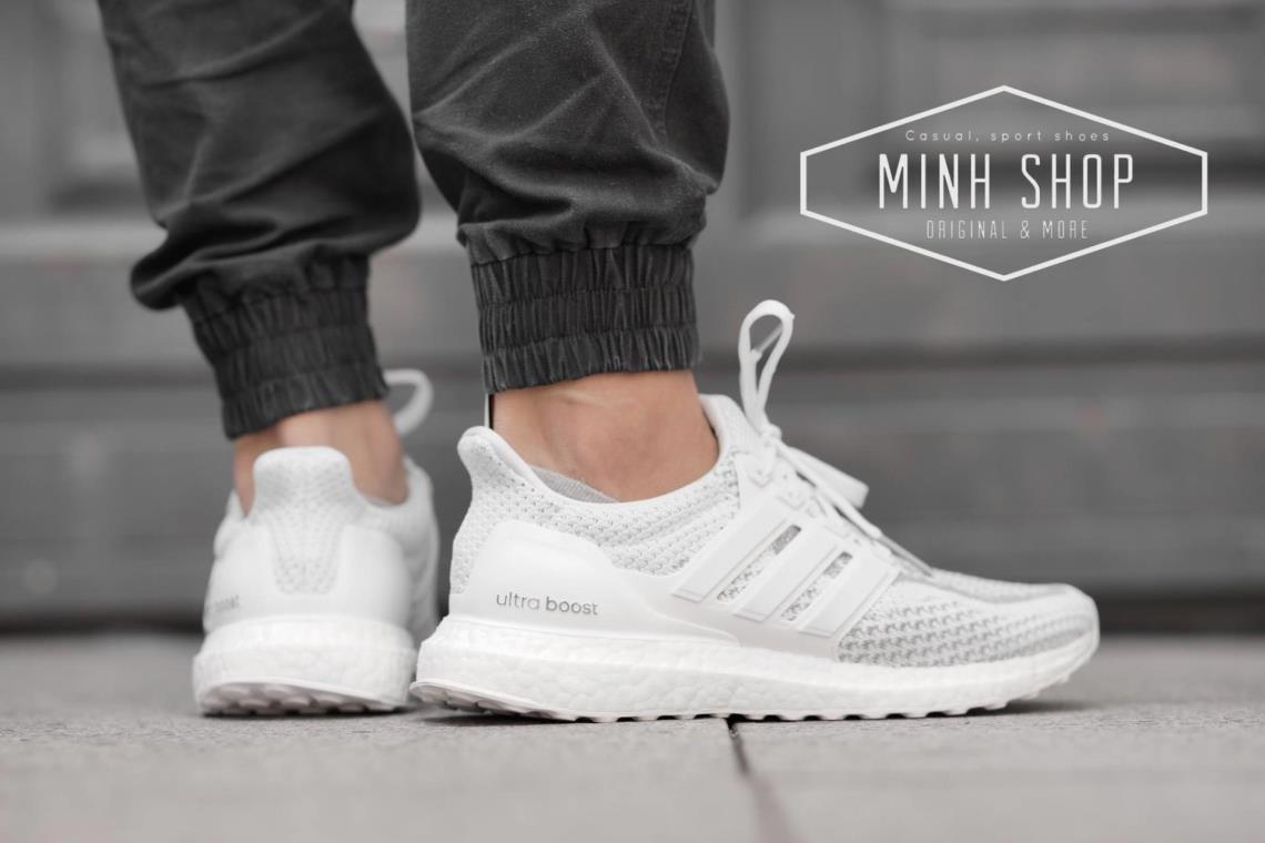 adidas ultra boost triple white 2.0 giá