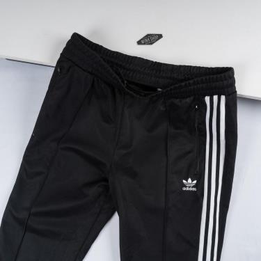 Quần Adidas Nam Chính Hãng - Essentials Warm-Up 3-Stripes Track Pants - Đen  | JapanSport H48451