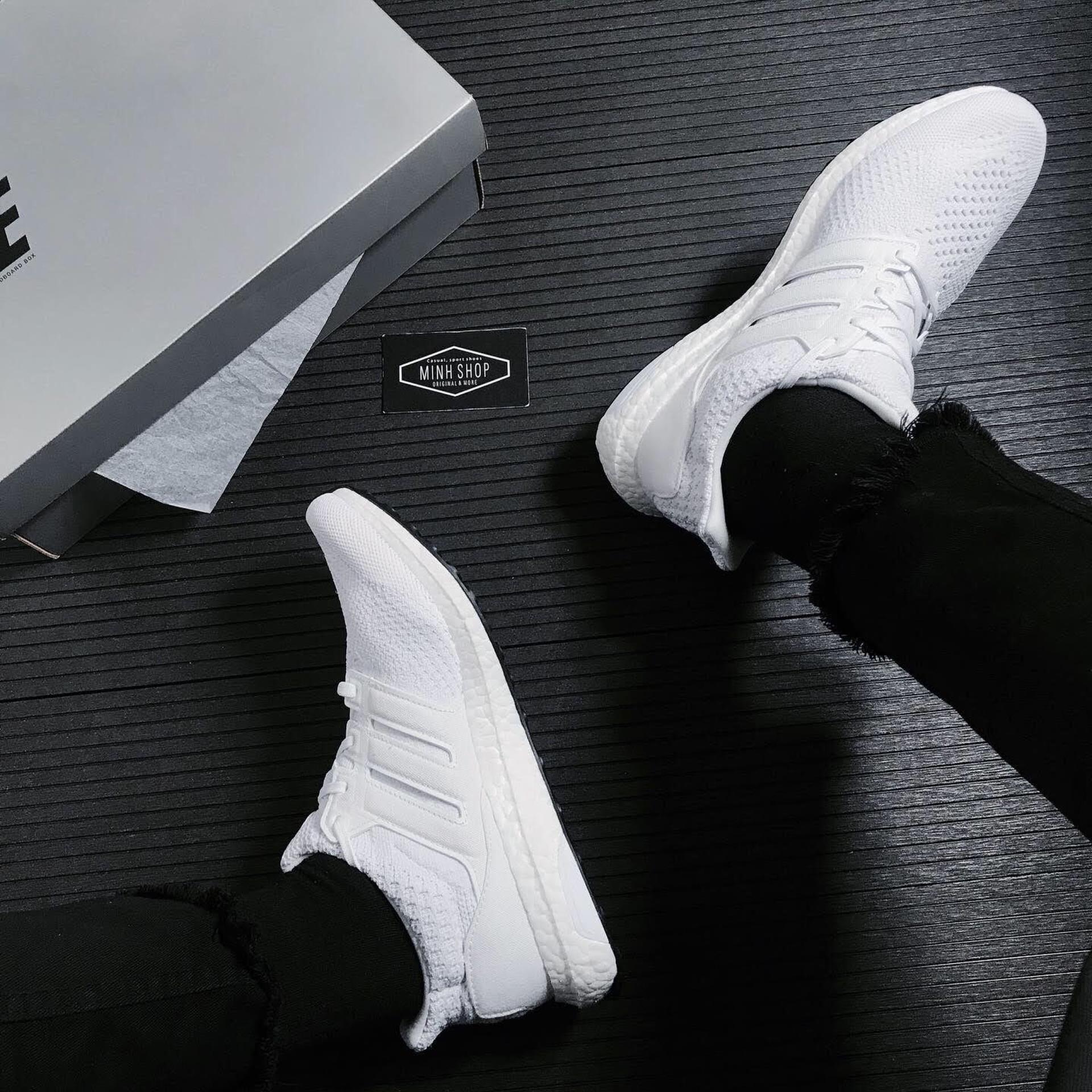 Minhshop.vn - Giày Adidas Ultra Boost 5.0 DNA White [FY9349]
