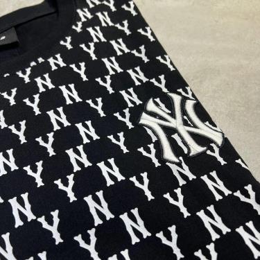 MLB BASIC MONOGRAM ALL-OVER NEW YORK YANKEES