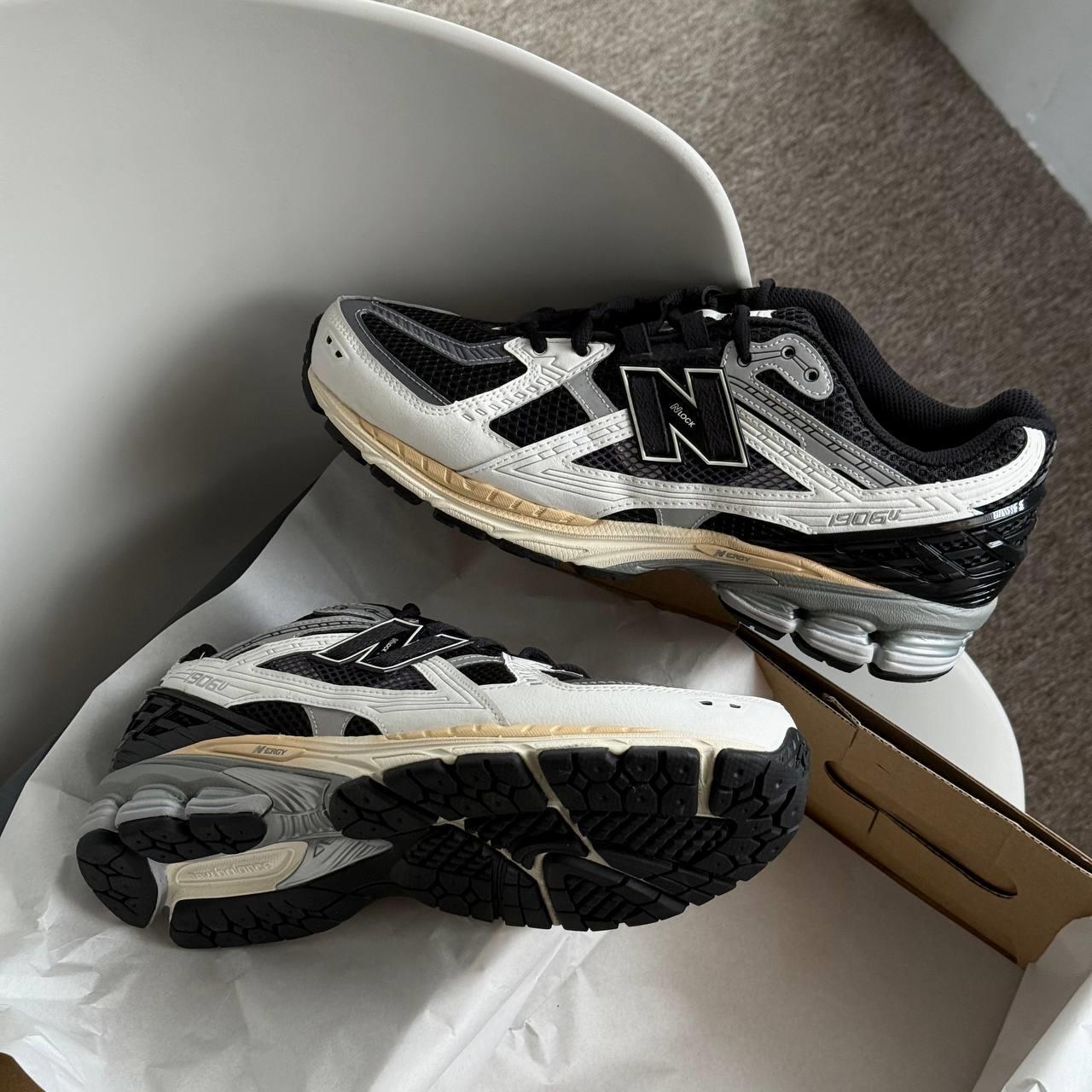 giày thể thao chính hãng, giày nike chính hãng, giày adidas chính hãng, giày newbalance chính hãng, giày converse chính hãng, giày puma chính hãng, giày vans chính hãng, giày asics chính hãng, giày everlast chính hãng, nước hoa chính hãng, ba lô, dép, dép quai ngang
