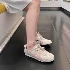 Giày thể thao, Balo thể thao, Nón thể thao, Thương hiệu giày nổi tiếng, Giày Adidas, Giày Nike, Balo Nike, Balo Adidas, Nón Nike, Nón Adidas