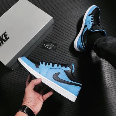💲Highest Rated💲 Hàng Chính Hãng Nike Air Jordan 1 Low 'University Blue Black' 2021** 553558 403 💲Highest Rated💲 Hàng Chính Hãng Nike Air Jordan 1 Low 'University Blue Black' 2021** 553558 403