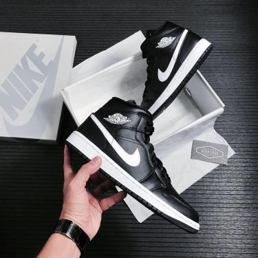 Giày Nike Air Jordan 1 Mid 'Black White' ** [BQ6472-011]