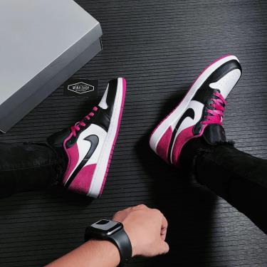 Giày Nike Jordan 1 Low Black Active Fuchsia ** [CK3022 005]