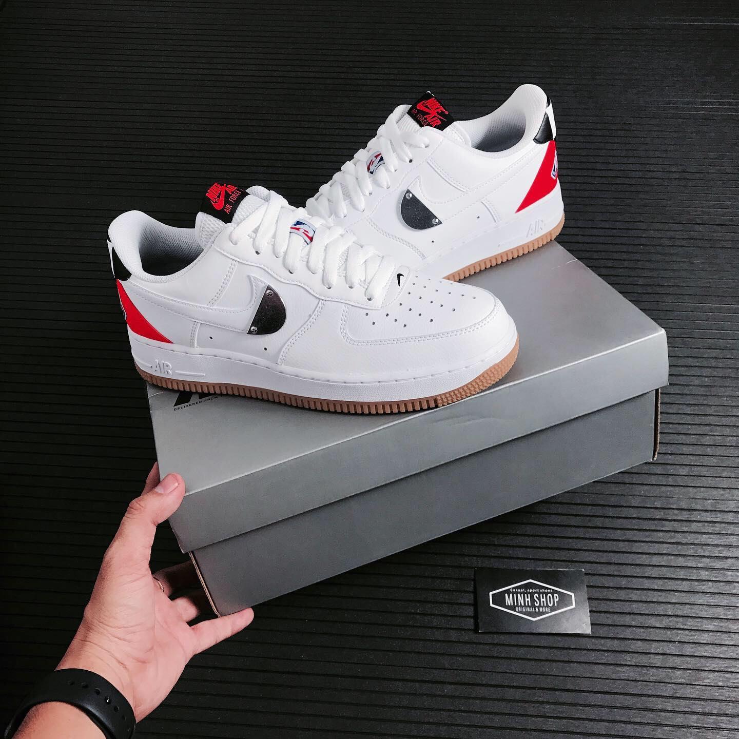 Nike Air Force 1 '07 LV8 x NBA White Bright Crimson for Sale, Authenticity  Guaranteed