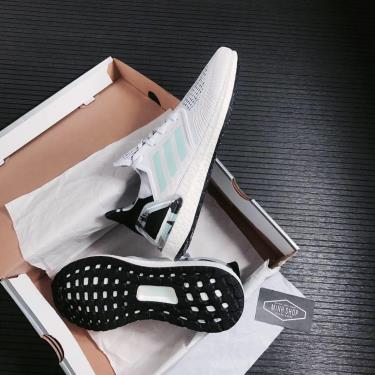 ✨Must Have ✨ Hàng Chính Hãng Adidas Ultra Boost 6.0 Grey/Mint/Black 2021** FV8323 ✨Must Have ✨ Hàng Chính Hãng Adidas Ultra Boost 6.0 Grey/Mint/Black 2021** FV8323