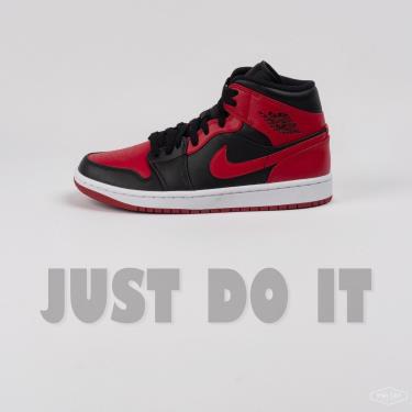 HAPPY NEW YEAR   3️⃣5️⃣% Giày Nike Air Jordan 1 Mid Banned ** [554724 074]