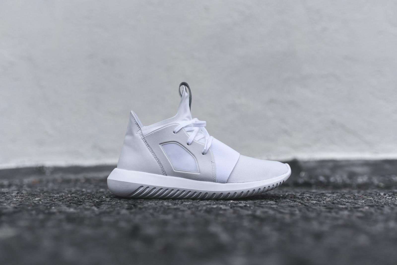 Adidas tubular cheap defiant giá