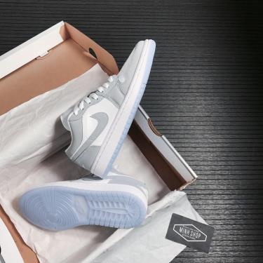 Hàng Chính Hãng Nike Air Jordan 1 Low White/Grey 2021** Hàng Chính Hãng Nike Air Jordan 1 Low White/Grey 2021**