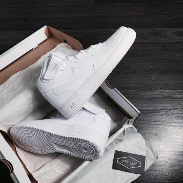 white mid air force 1