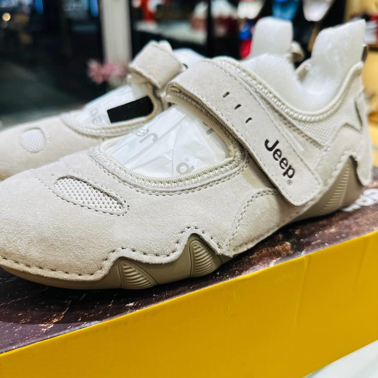 Giày thể thao, Balo thể thao, Nón thể thao, Thương hiệu giày nổi tiếng, Giày Adidas, Giày Nike, Balo Nike, Balo Adidas, Nón Nike, Nón Adidas